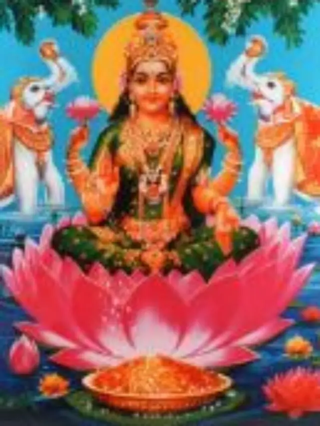 Some important things to do in  Kojagari Laxmi Puja